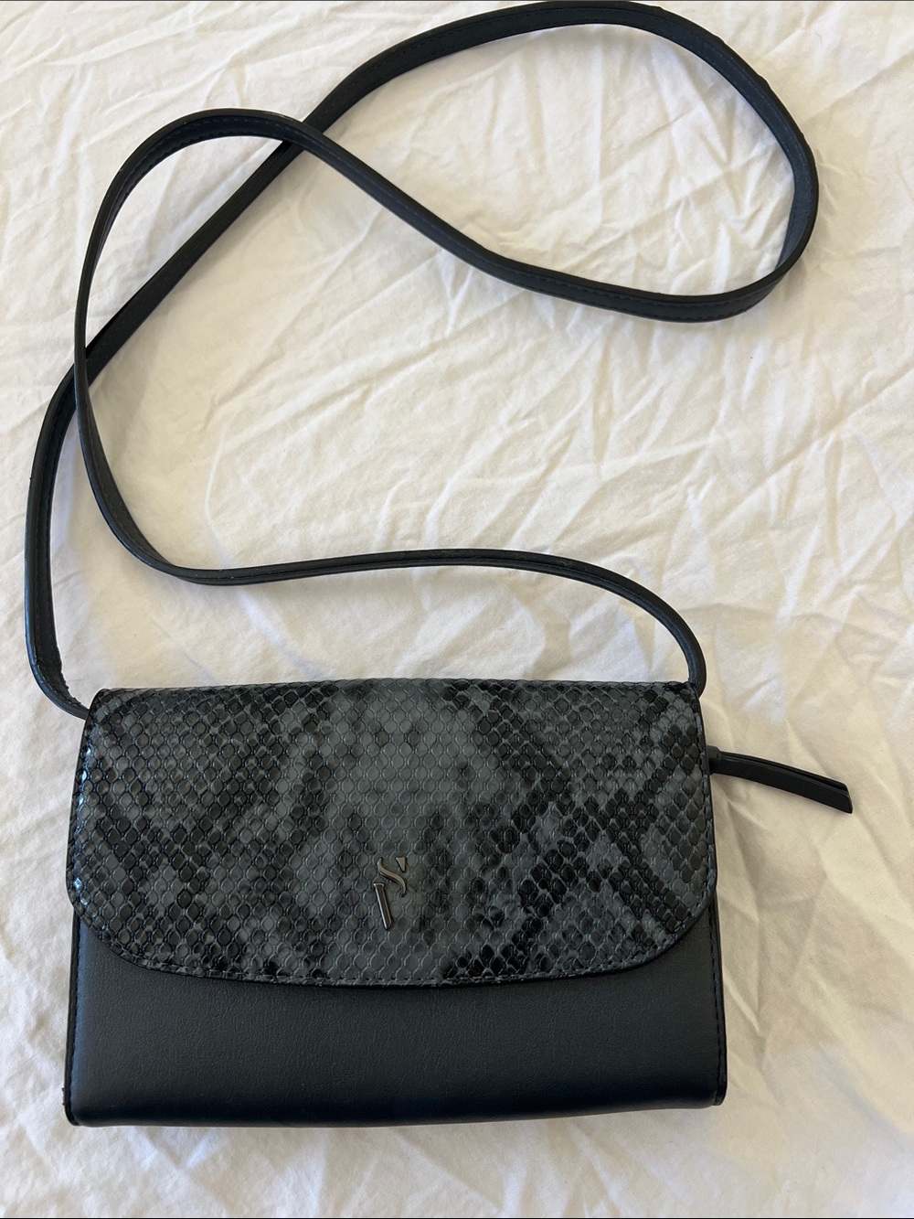 Wallet Purse- Navy Snake Print Purse. Faux leather. Indi sleaze urban chic edgy